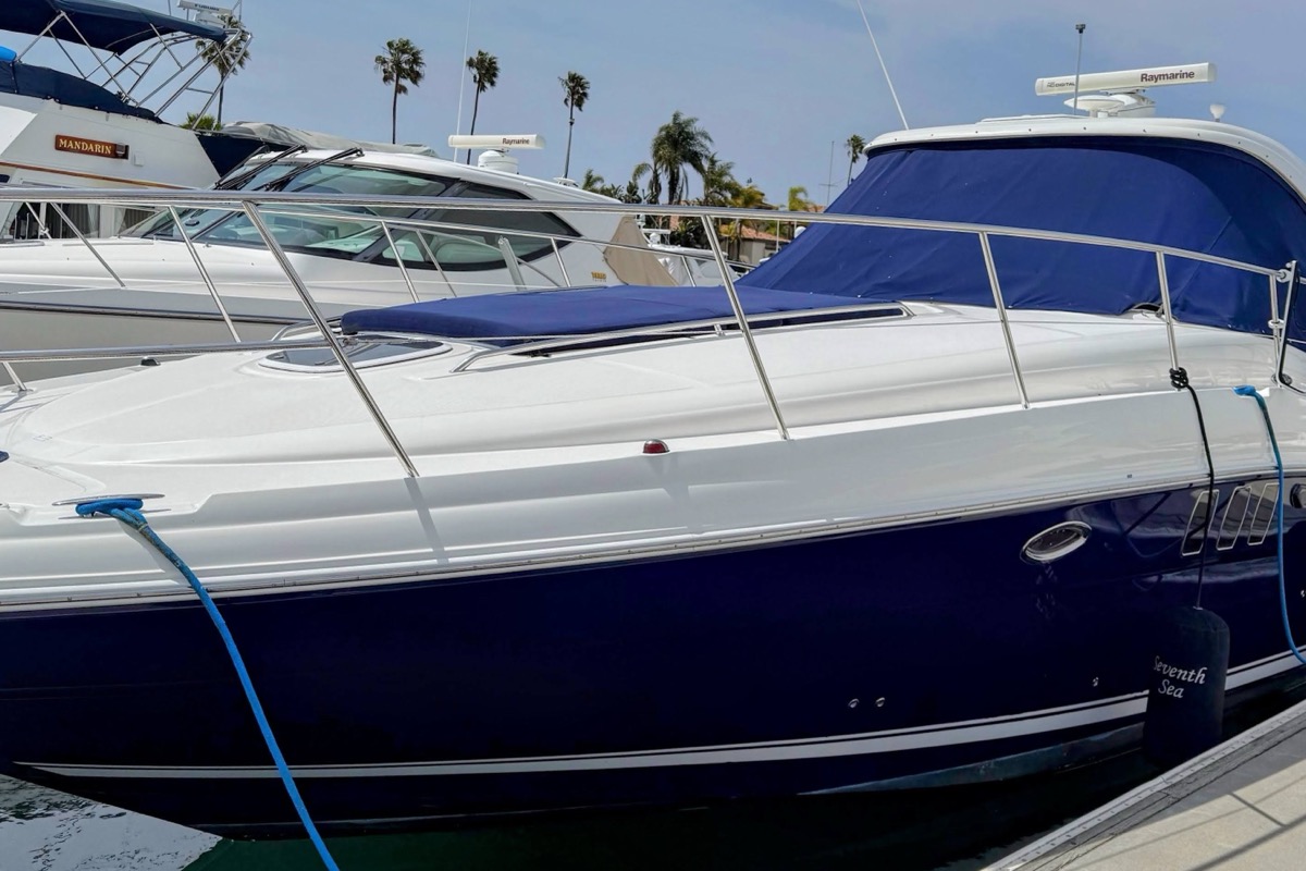 Seventh Sea - 2006 Sea Ray 40 Sundancer at Newport Dunes Seventh Sea - 2006 Sea Ray 40 Sundancer luxury yacht partnership at Newport Dunes Newport Beach California