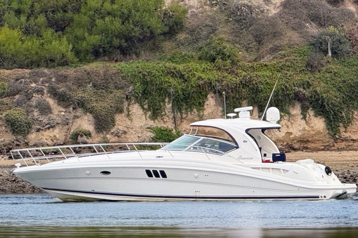 Viva La Sea - 2007 Sea Ray 44 Sundancer at Bayside Marina Viva La Sea - 2007 Sea Ray 44 Sundancer luxury yacht partnership at Bayside Marina Newport Beach California